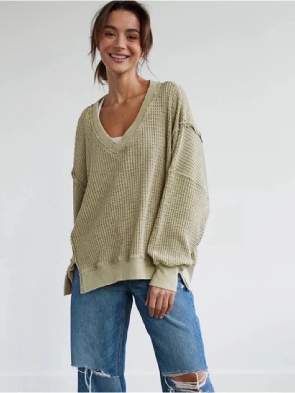 American Eagle Oversized Big Hug Waffle V-Neck Sweatshirt Faded Olive Green